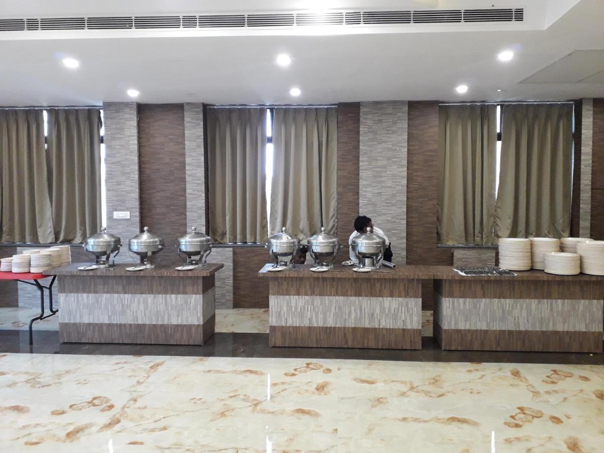 Hotel Raindew Ranchi Bagian luar foto